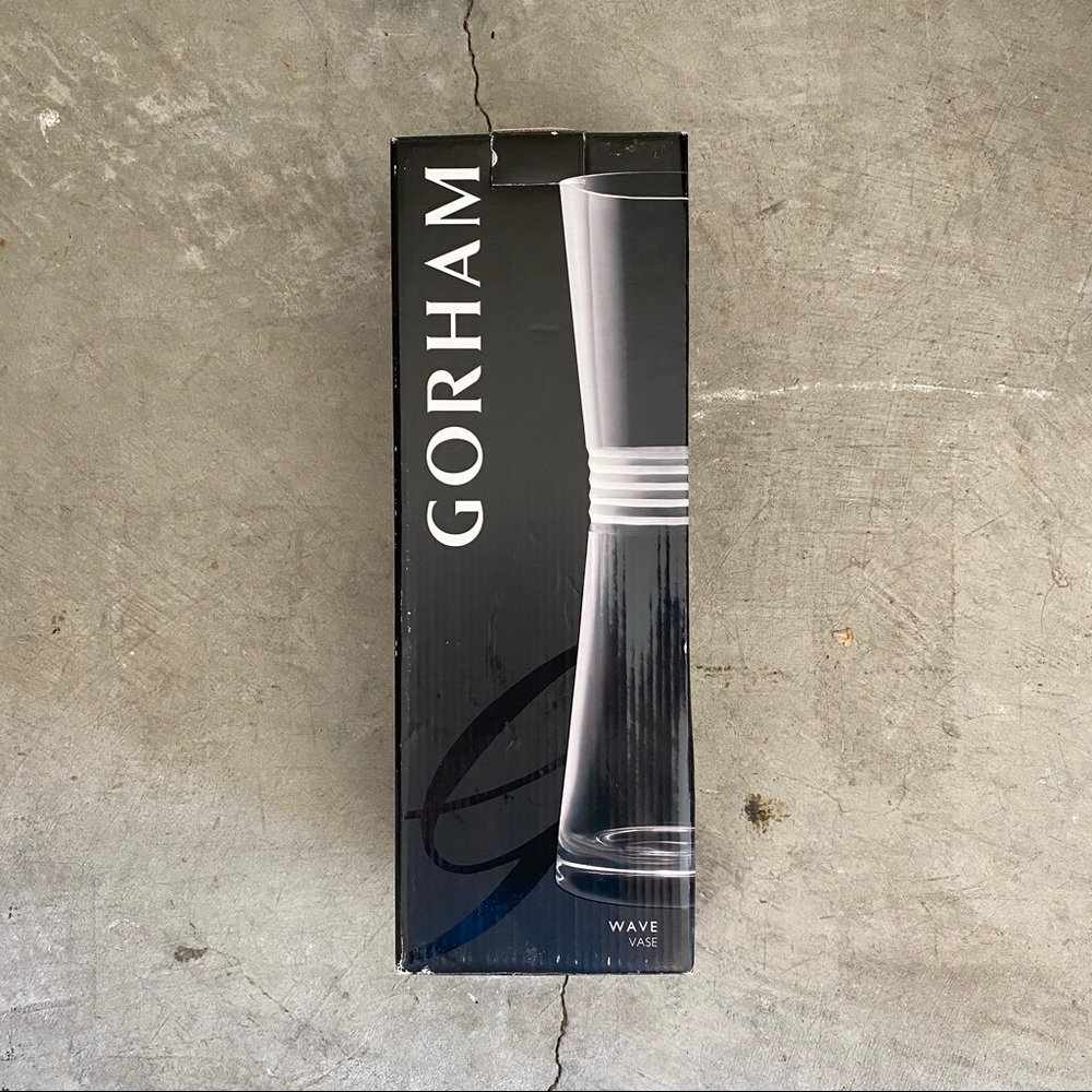 Gotham Crystal Vase Deco Wave NIB